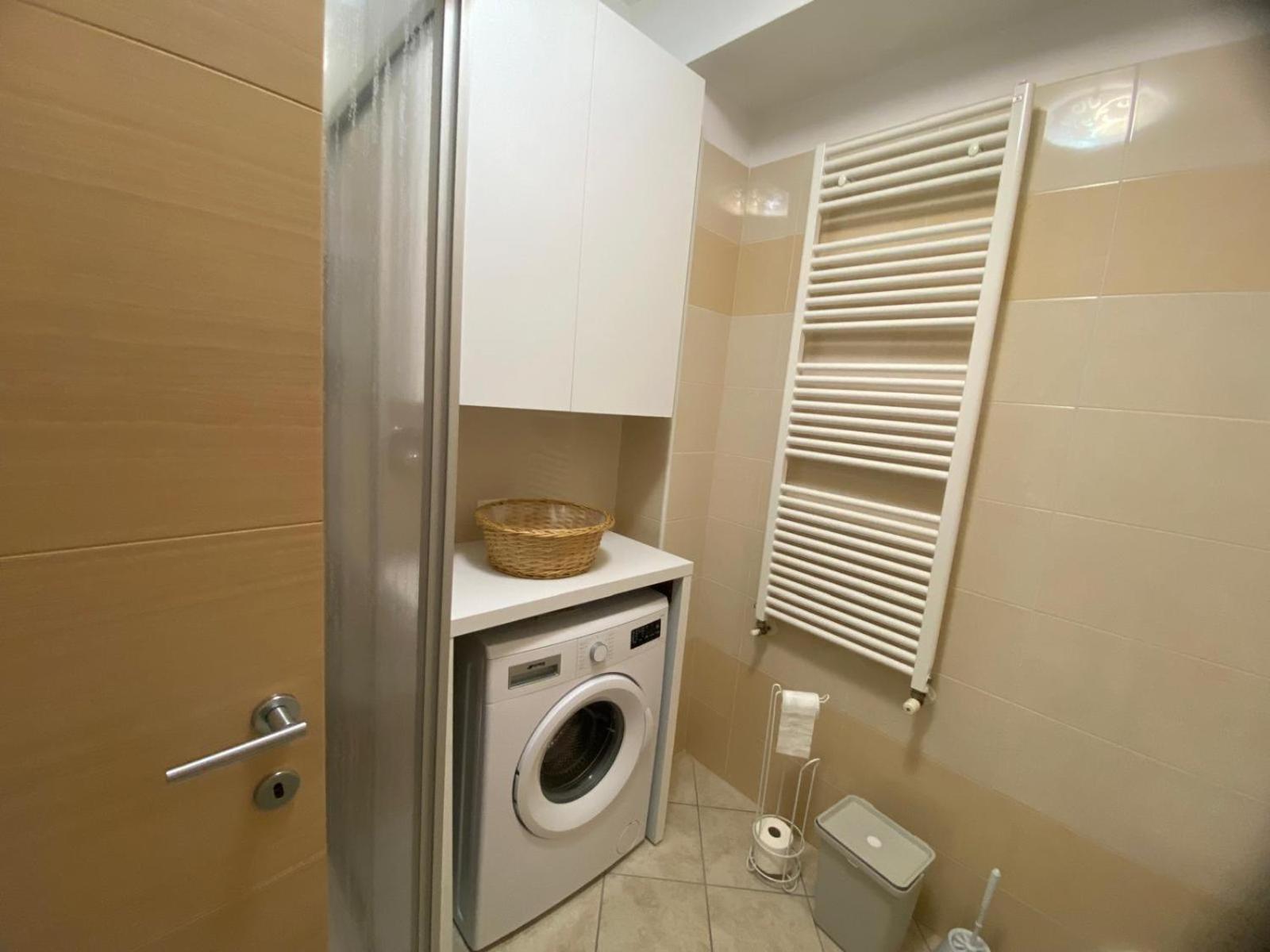 Alma Apartment Sirmione Room photo